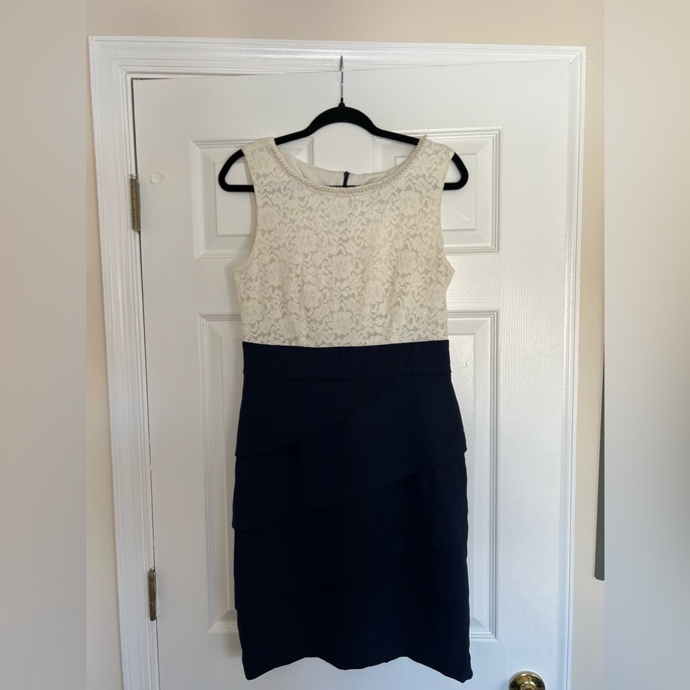 EUC Lace Beaded Neck Dress Sz 10